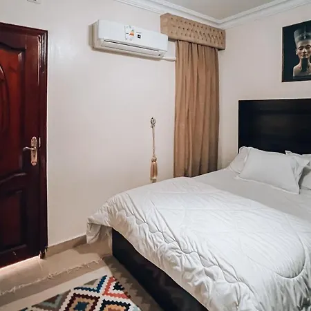 Queen Pyramids View Apartment Cairo Exterior photo